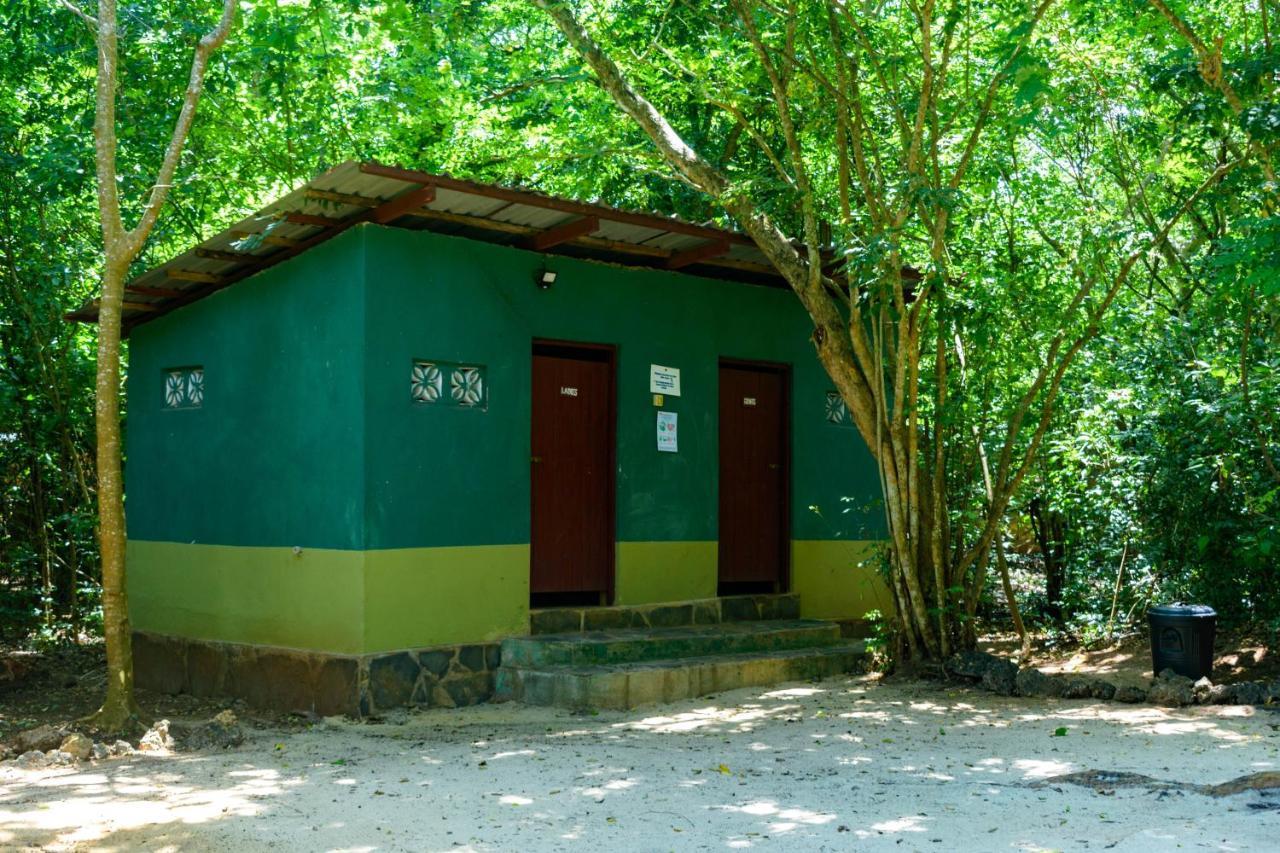 فيلا Firefly Eco Retreat Shimoni المظهر الخارجي الصورة