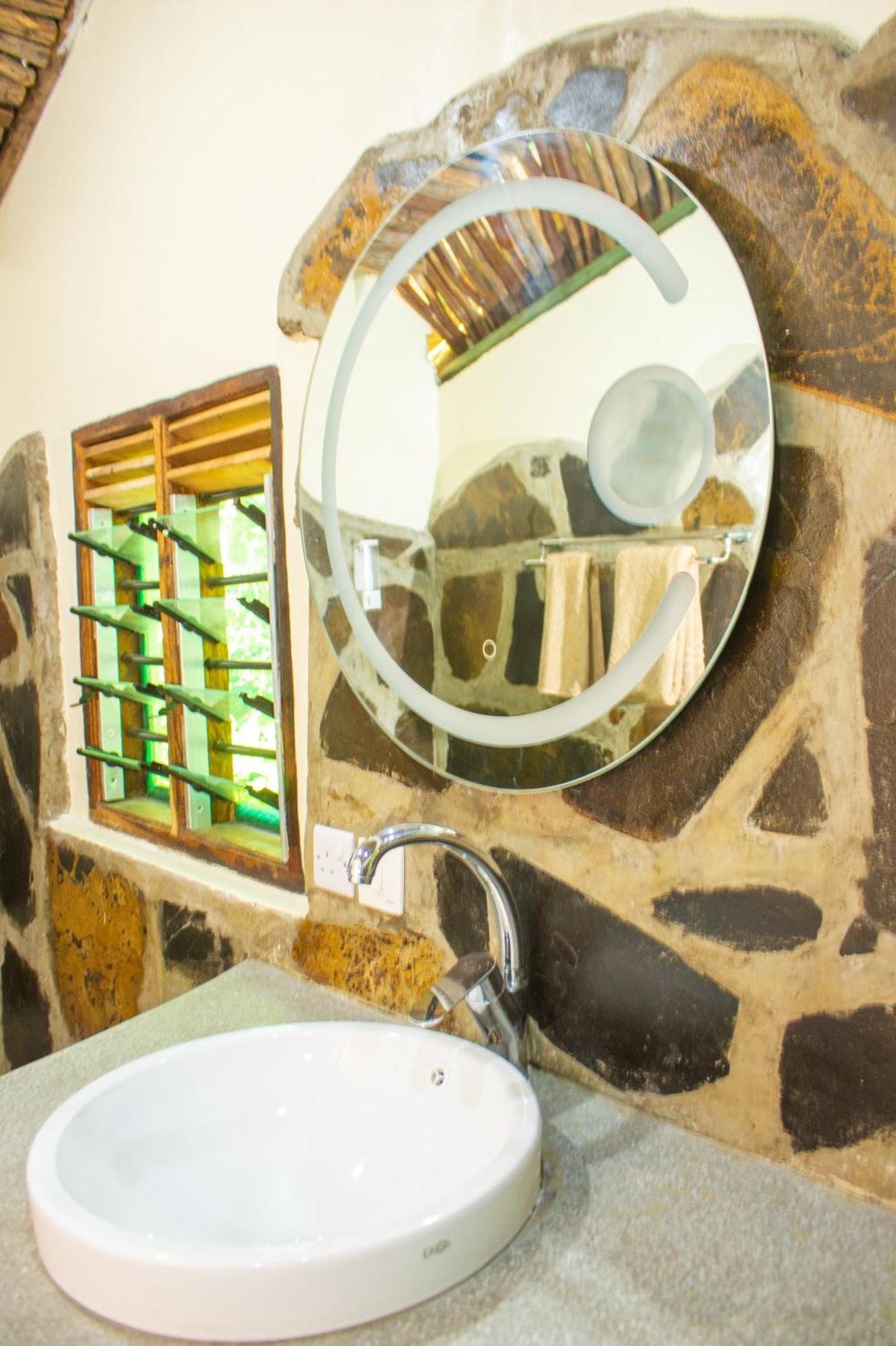 فيلا Firefly Eco Retreat Shimoni المظهر الخارجي الصورة